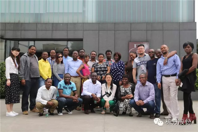 “對中國美妝產(chǎn)品的信心來自棟方！”——中山大學(xué)IMPA國際代表團蒞臨棟方股份參觀研討